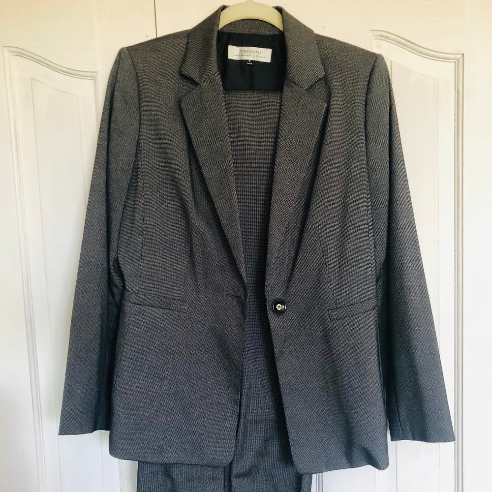 Women's Business Pant Suit